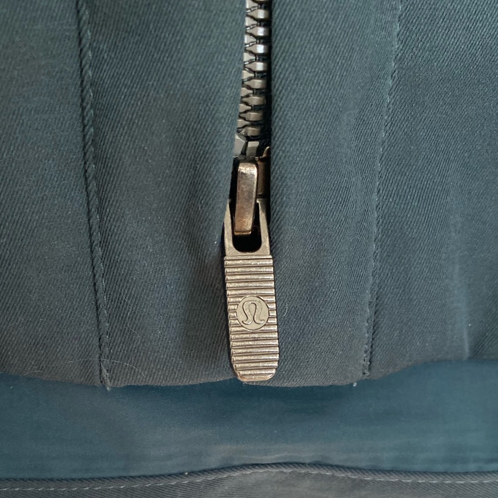Lululemon Rain Jacket - Picture 6 of 13